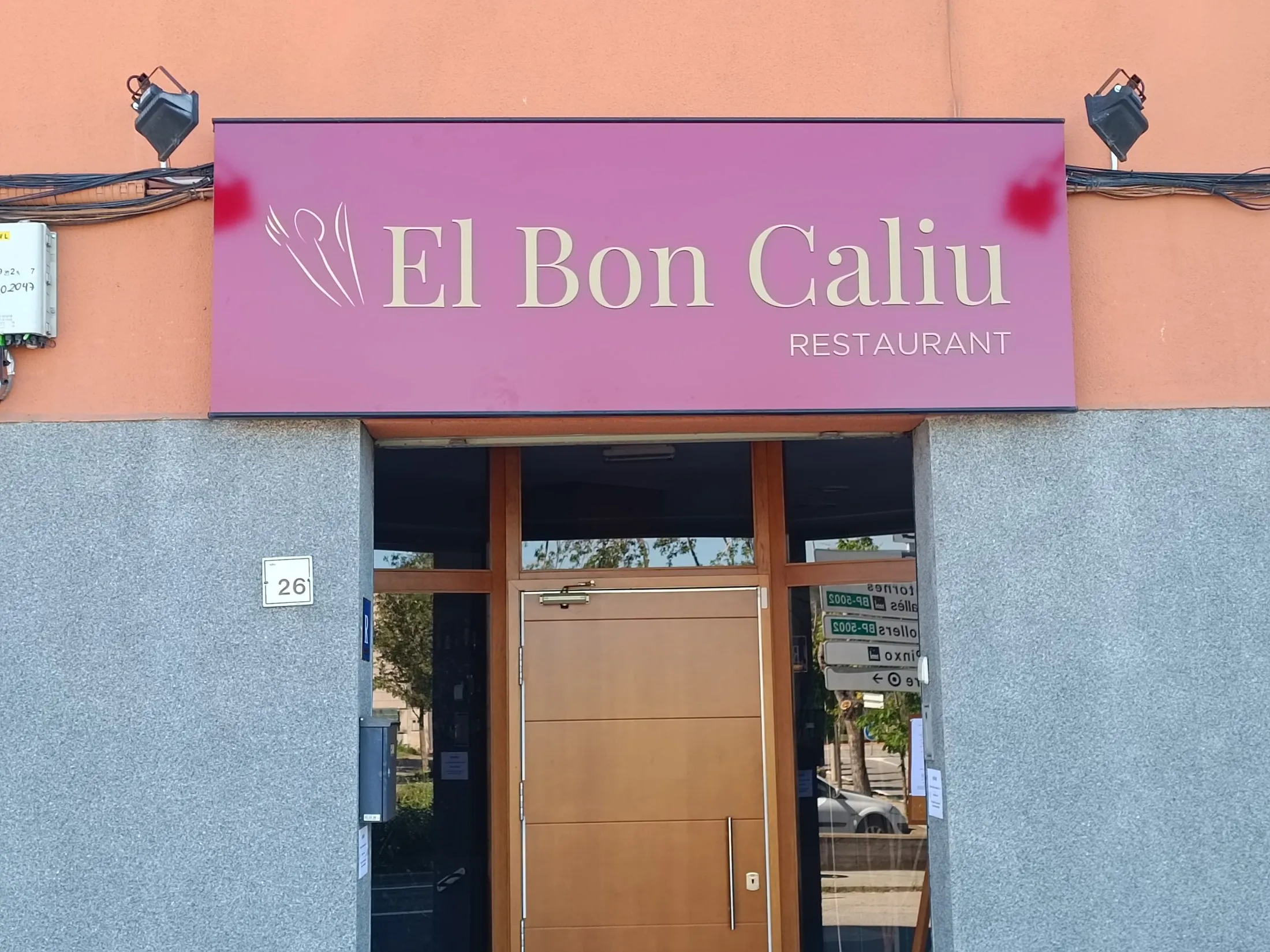Façana d'El Bon Caliu